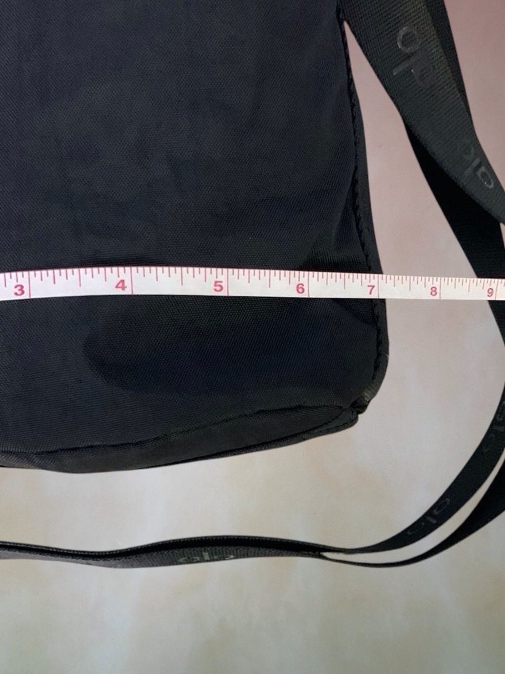❤️ALO Yoga Black Drawstring Sling Belt Bag - Picture 6 of 7